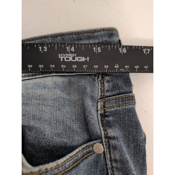 Judy Blue Jeans Women Size 14W* High Rise Distressed Patch Capri Fit JB82185MD - Picture 9 of 12